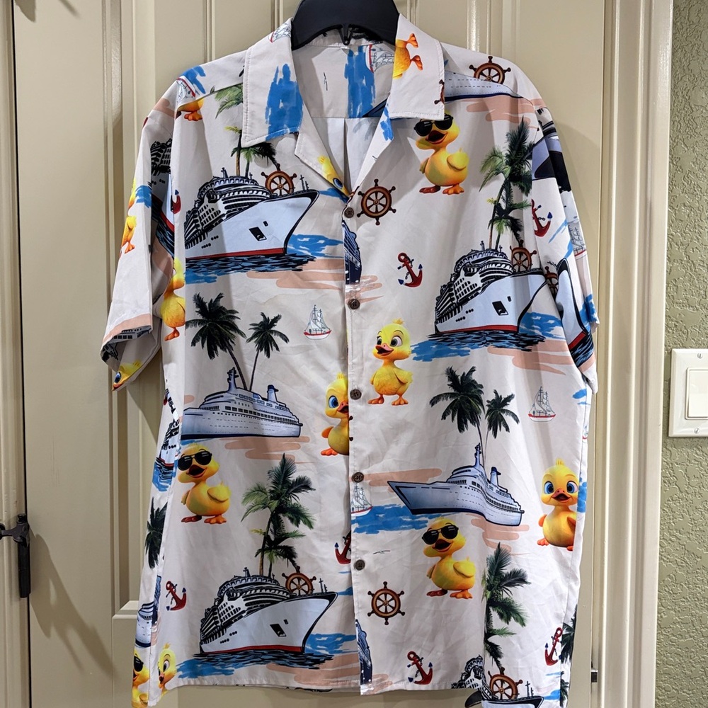 Men’s Resort Wear. EUC!